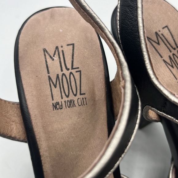 Miz Mooz Black & Silver Heels gorgeous retro scalloped vamp and metallic accents - Picture 2 of 8